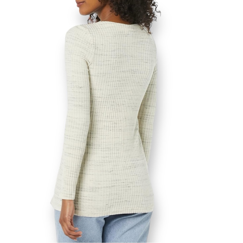 Monrow Cosmo Ribbed Button Down Cardigan - Picture 4 of 10